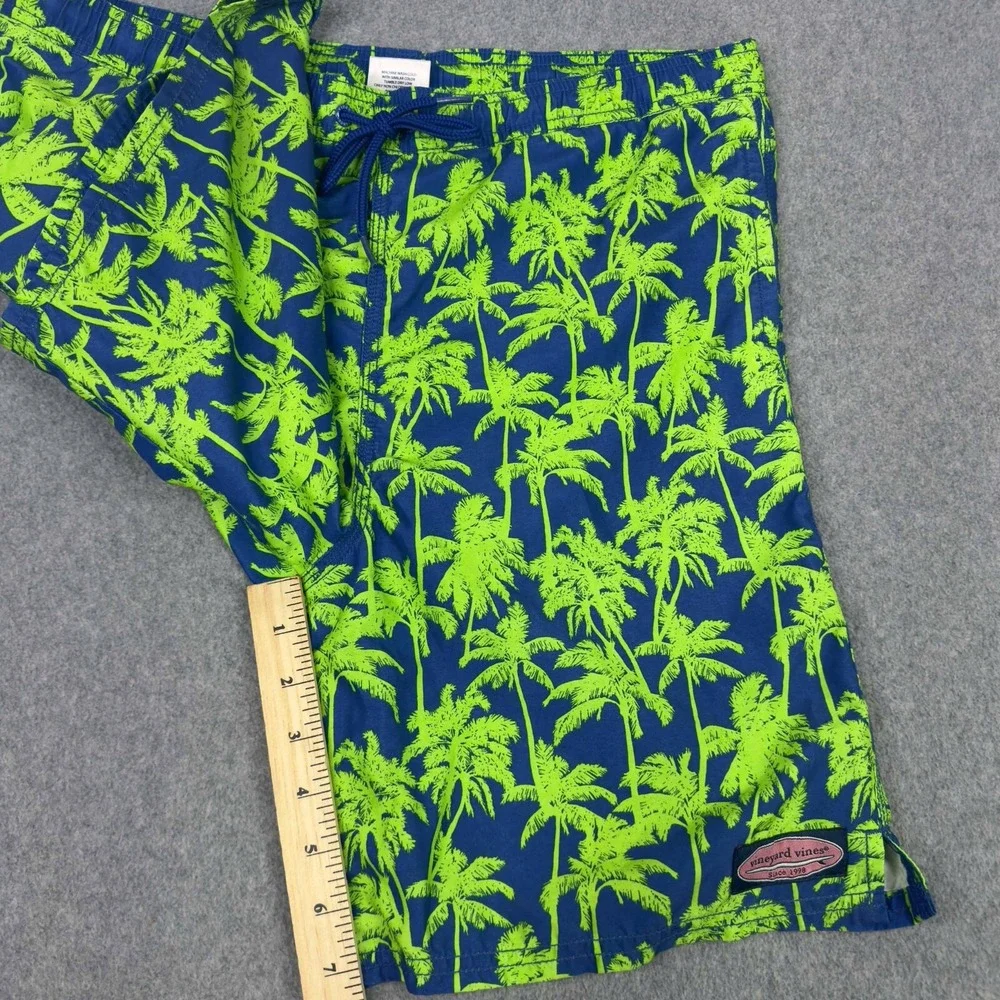 Vineyard Vines Youth Size XL Neon‎ Palm Trees Board Shorts Pockets Drawstring